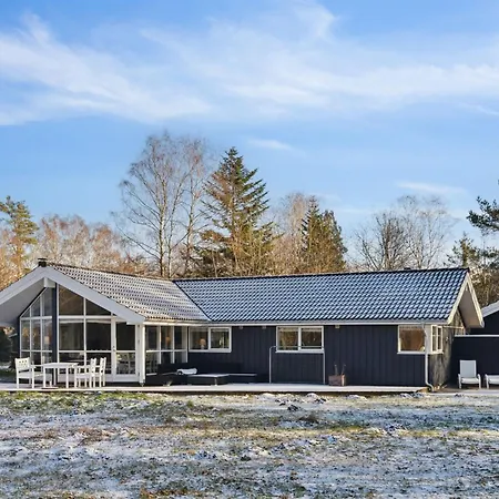 Holiday home Fatima - 400m From The Sea In Djursland And Mols By Interhome